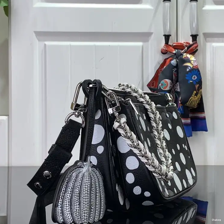 Bag LV 2304DJ0008 0824